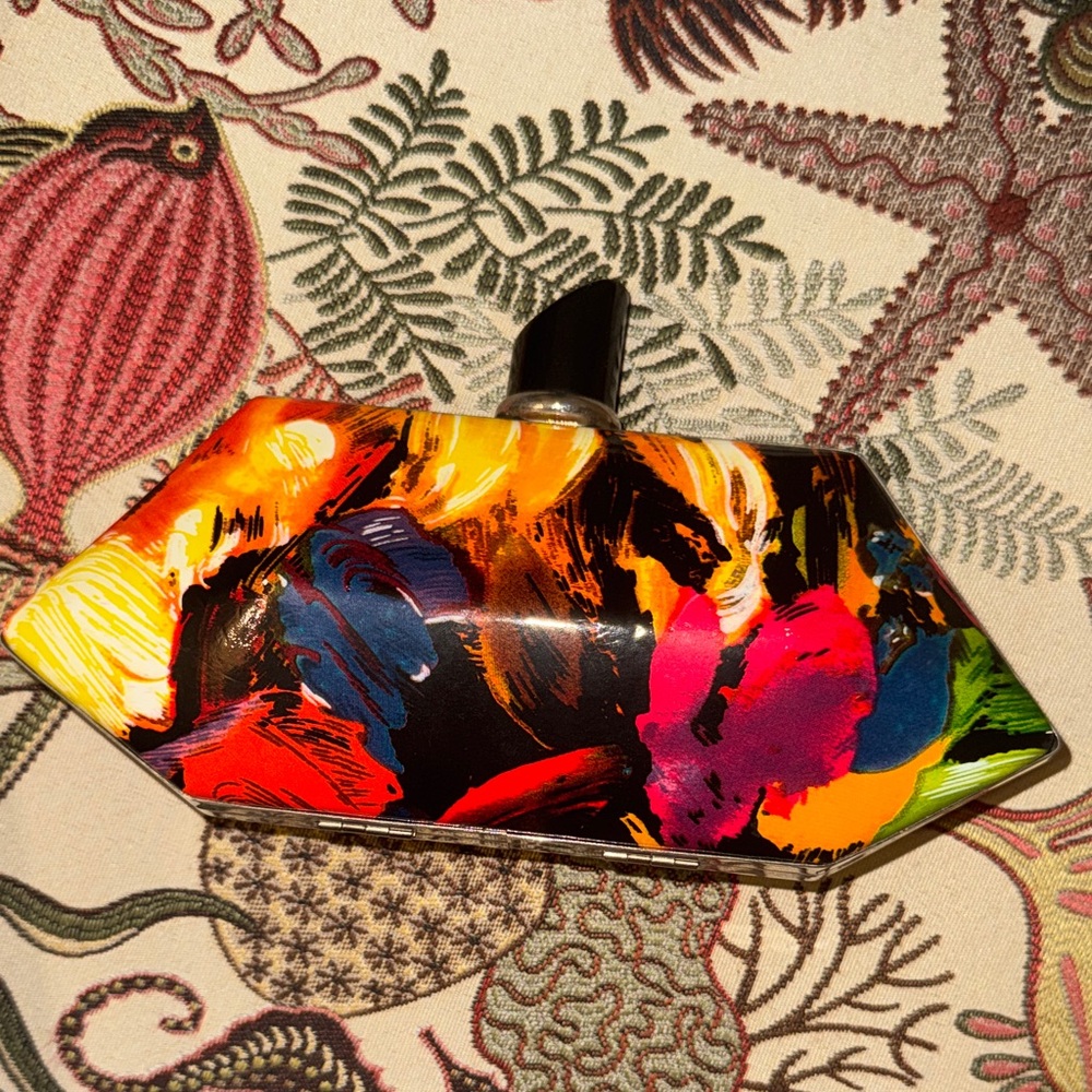 MMS Vibrant Abstract Clutch